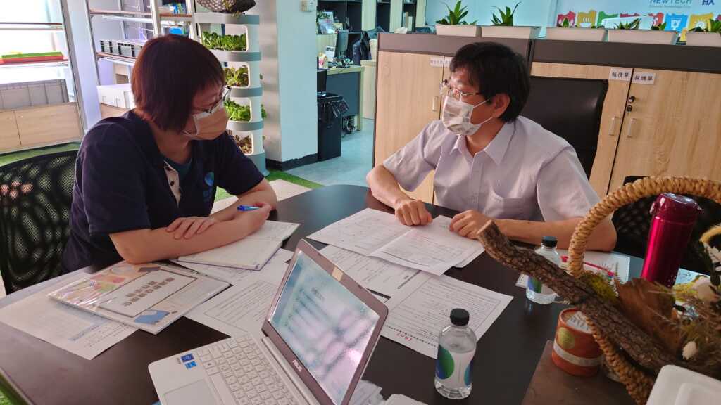 ▲委員提出推動友善職場建議。（中彰投分署提供）